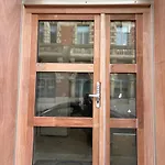 Rez-de-chaussee, Jardin, 3 Personnes, Maison