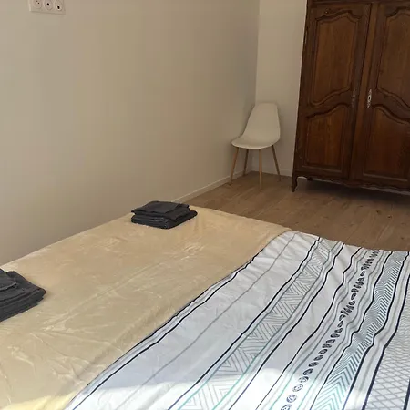 Appartement Rez-de-chaussée, 1 Chambre, 2 Personnes, Jardin *
