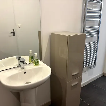 Rez-de-chaussée, 1 Chambre, 2 Personnes, Jardin Appartement