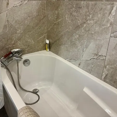 Rez-de-chaussee, Jardin, 3 Personnes, Maison Solesmes (Nord)
