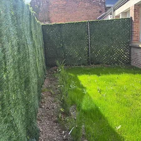 Rez-de-chaussee, Jardin, 3 Personnes, Maison Apartament